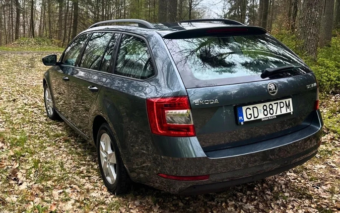 Skoda Octavia cena 55350 przebieg: 180130, rok produkcji 2017 z Orzesze małe 37